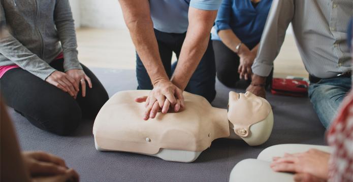 CPR training on mannikin 